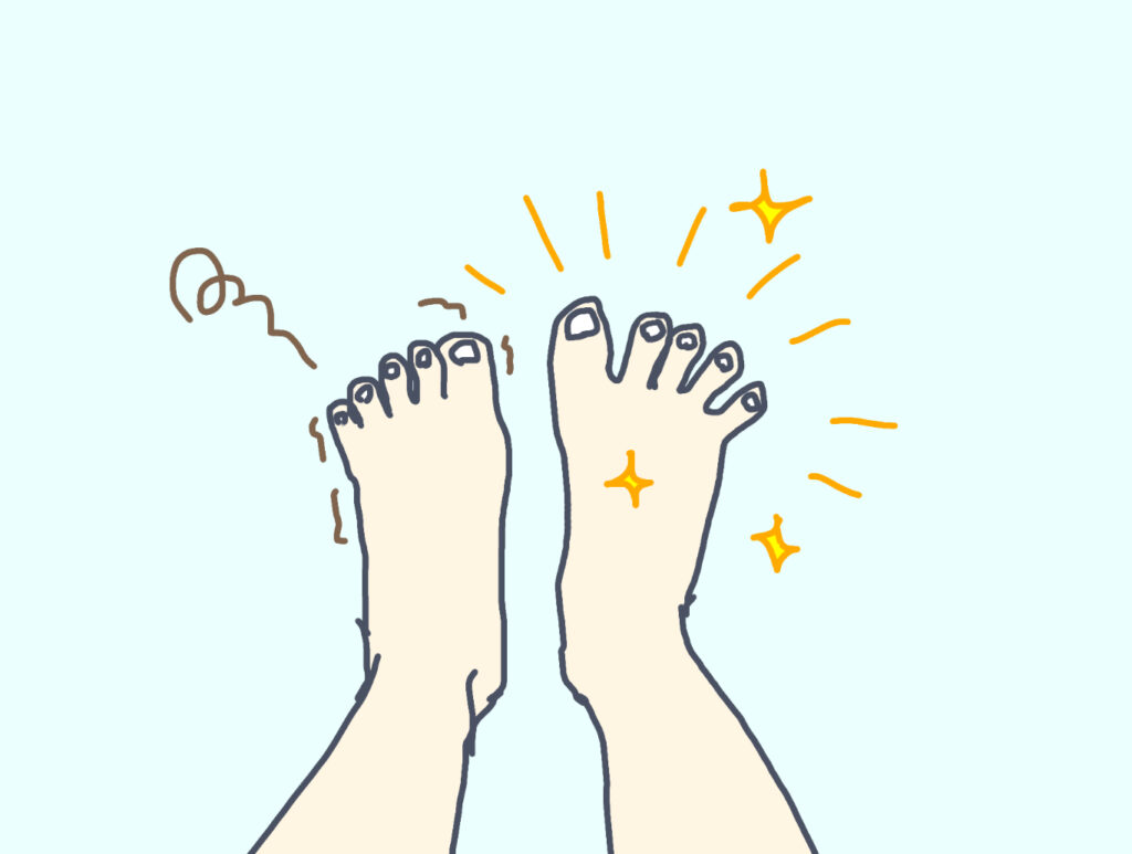 右足の指にくらべ左足の指はうまく動かすことができない